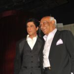 cvm8edgg1k9iam5i.D.0.Shah-Rukh-Khan-posing-with-Yash-Chopra-at-80th-birthday-celebrations-of-filmmaker-Yash-Chopra-at-YRF-Studios-in-Mumbai–3-