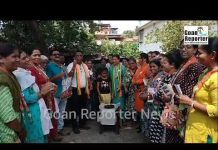 Goan Reporter News: VASCO BJP celebrate CM Pramod Sawant birthday by cutting cake during door to door campaign in Vasco