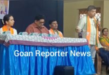 Goan Reporter News: Sharmad Raiturkar, BJP Leader speaking at a Corner Meet in Curtorim