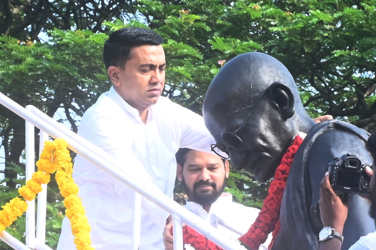 Goan Reporter News: Chief Minister, Dr. Pramod Sawant Pays Tribute To ...